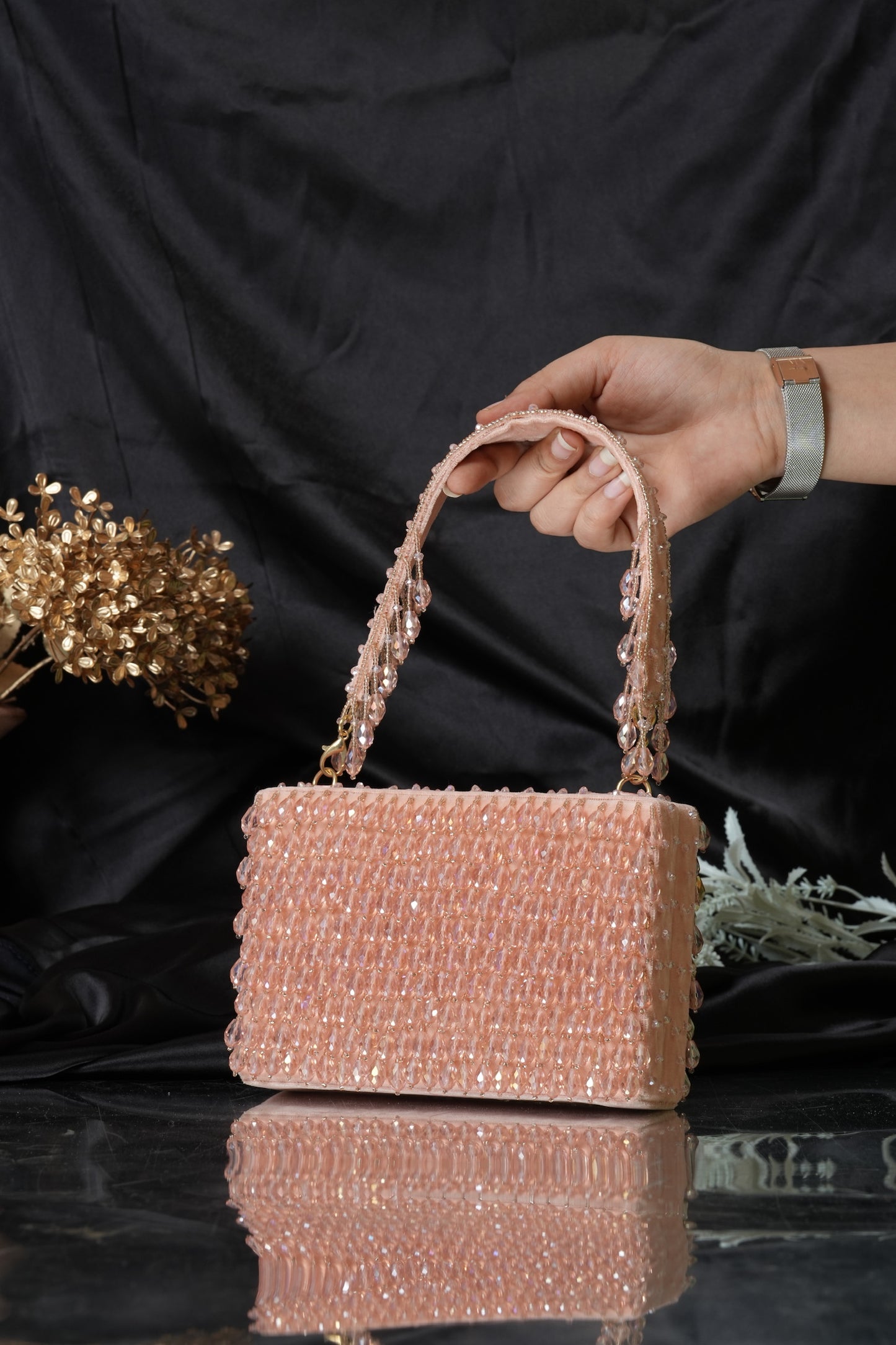 Modish - Rosy Beige